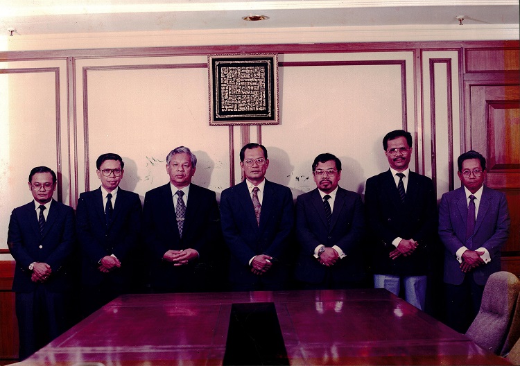 Board-of-Directors,-Syarikat-Takaful-Malaysia-Berhad,-1987.jpg